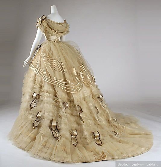 Чёрные платья Чёрного бала