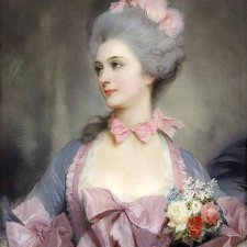 Измерим роскошь в метрах или платья Ее Величества