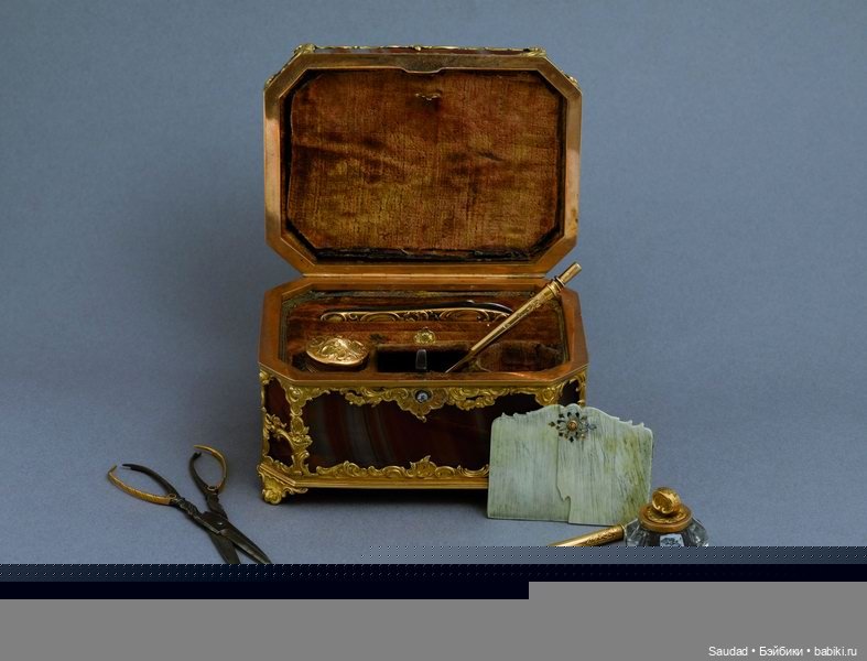 Платье на французский манер или наряды придворных кавалеров второй половины XVIII века | Бэйбики Платье на французский манер или наряды придворных кавалеров второй половины XVIII века