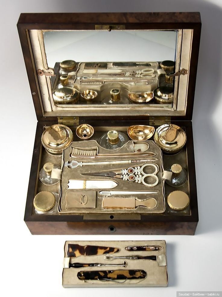 Платье на французский манер или наряды придворных кавалеров второй половины XVIII века | Бэйбики Платье на французский манер или наряды придворных кавалеров второй половины XVIII века