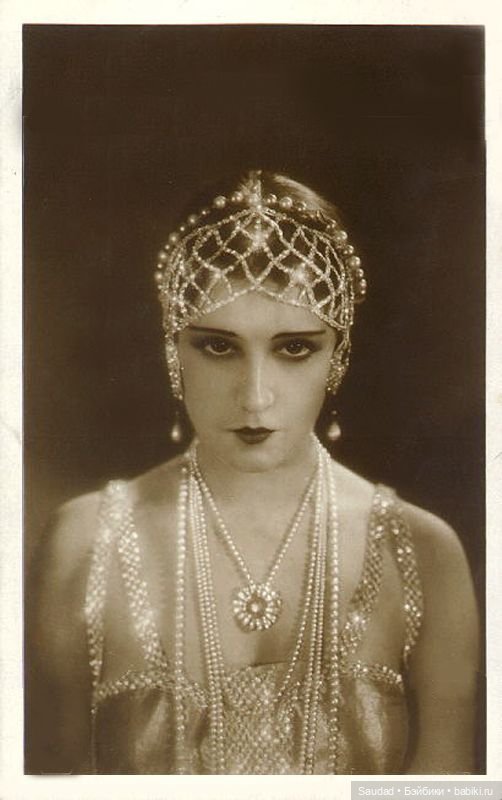 Что носила бы Барби в эпоху ревущих двадцатых (фото 5)