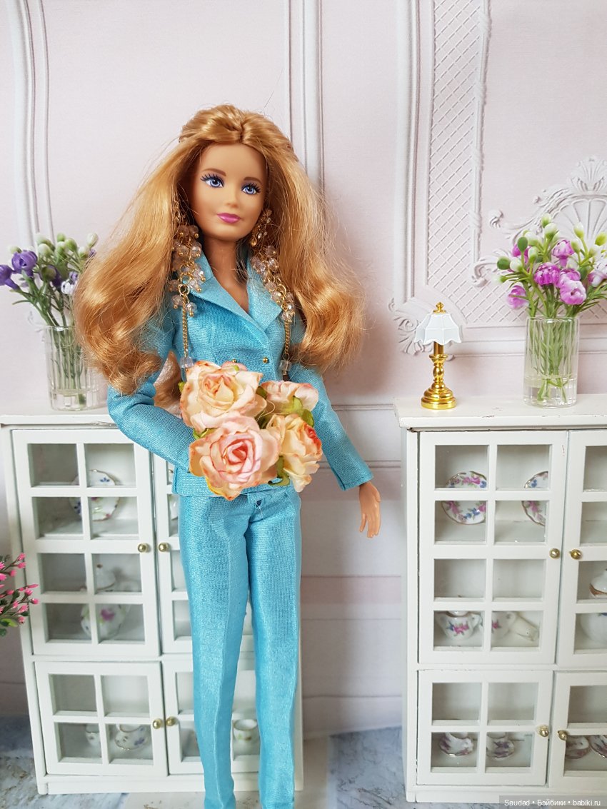 Где Вы покупаете новые наряды для Барби или долго носить одно и то же вредно для организма