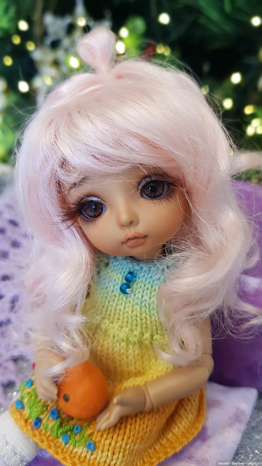 Пусть эта елочка в праздничный час каждой иголочкой радует нас