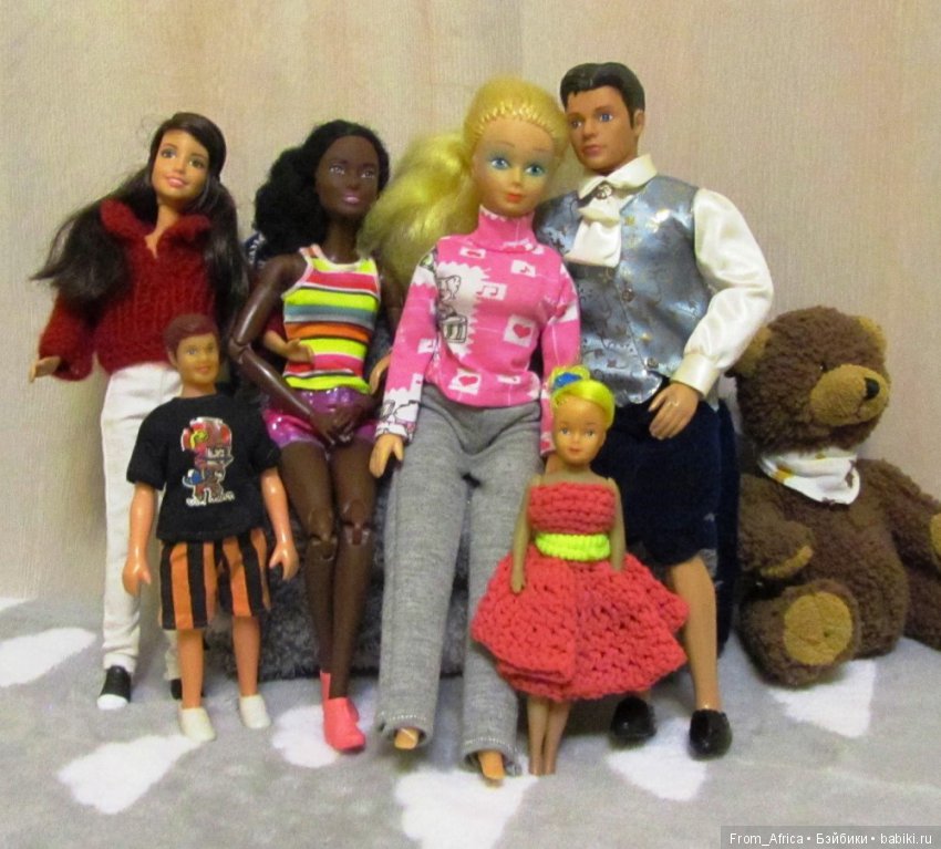 Семейная фотосессия | Бэйбики Семейная фотосессия — Куклы Barbie (Барби): Looks (фото 7)