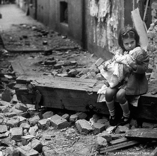 Новый рассвет встречаем, скорбя