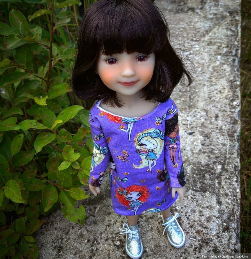 Первая прогулка, первое платье