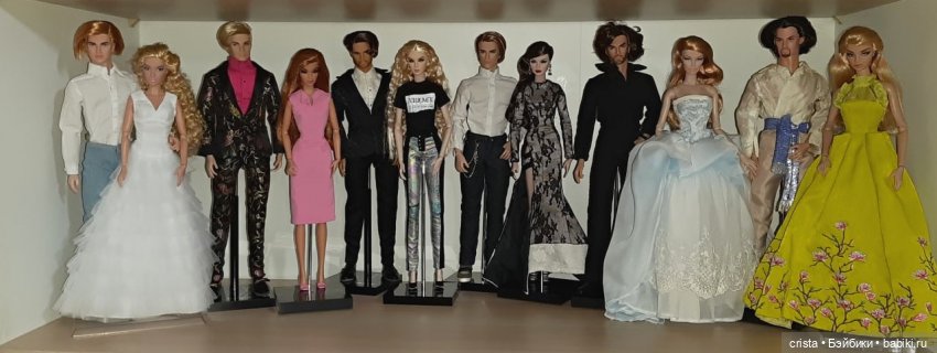 Полочки моего куклошкафа