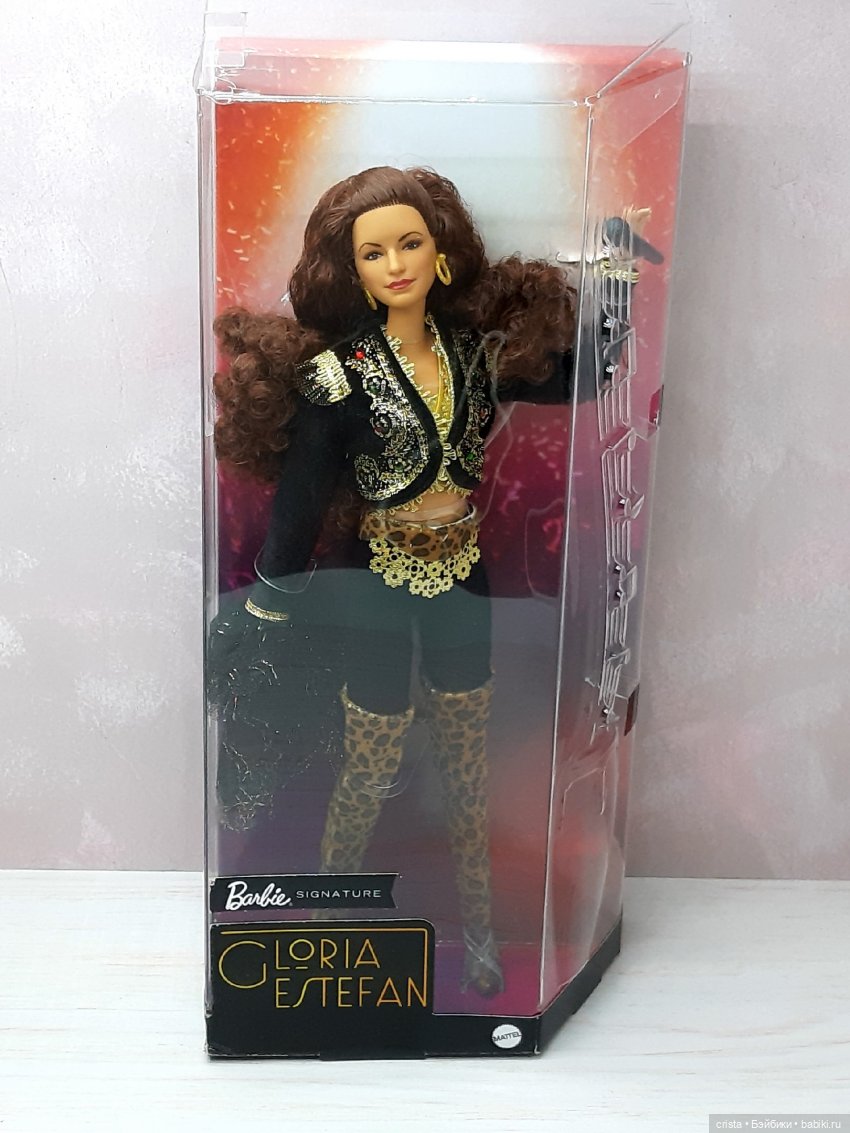 Куклы и герои. Дейзи Уилкс (Barbie Gloria Estefan)