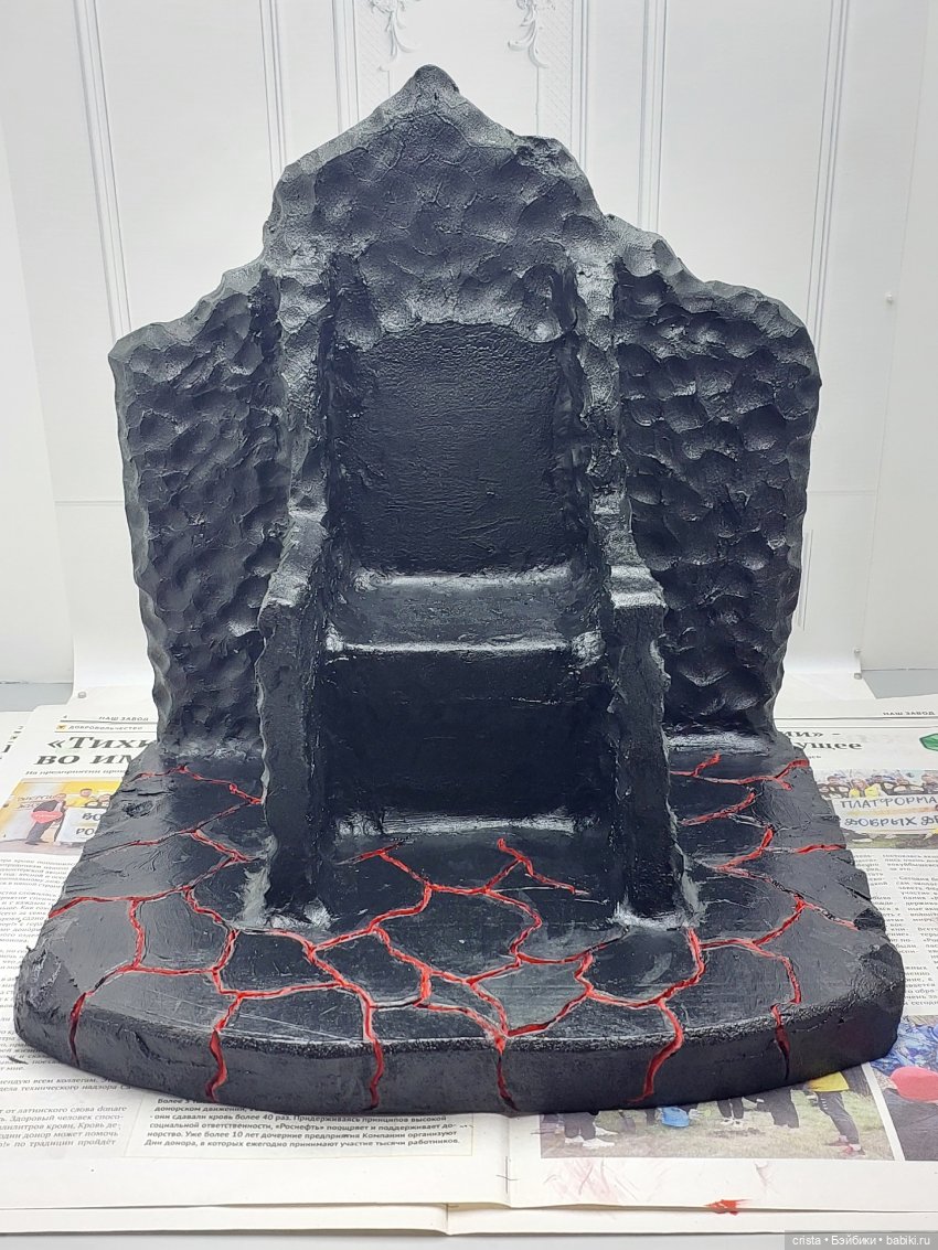 Обсидиановый трон — Мебель для кукол и домиков: фото (фото 2)