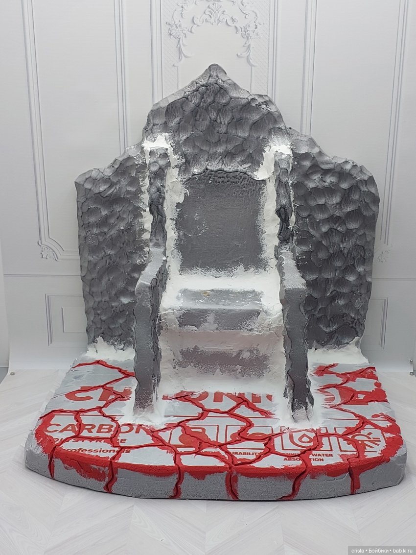 Обсидиановый трон — Мебель для кукол и домиков: фото