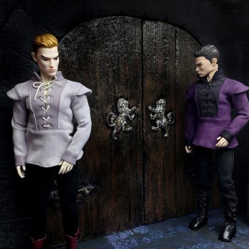 Двери для тронного зала.