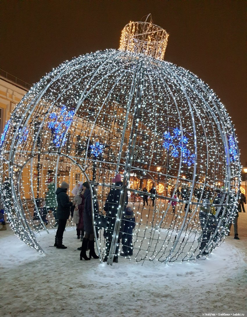 Новый год в твери. Новогодняя Тверь. Тверь новый год. Новогодняя Тверская. Красивые новогодние места в Твери.