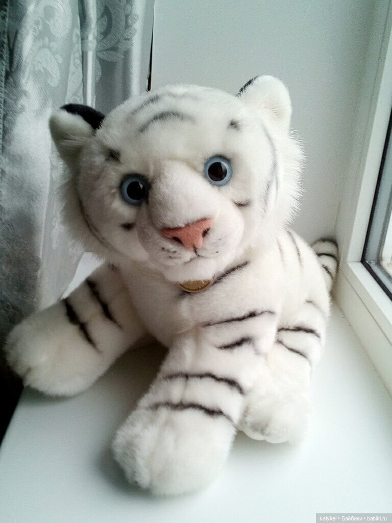 Дезил поздравляет всех с Новым годом