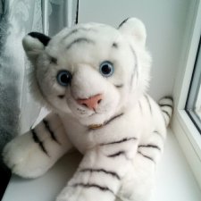 Дезил поздравляет всех с Новым годом