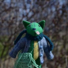 И так зелёные