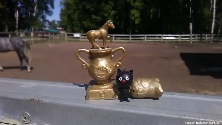 Что есть на конюшне — Интересные игрушки и фигурки (разное): редкие