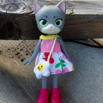 Белла Мяу и микро одежда