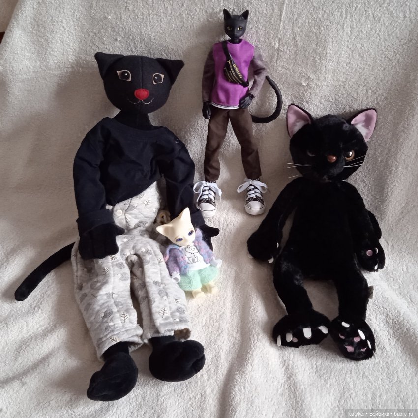 Мальчики большие и маленькие (23 февраля)