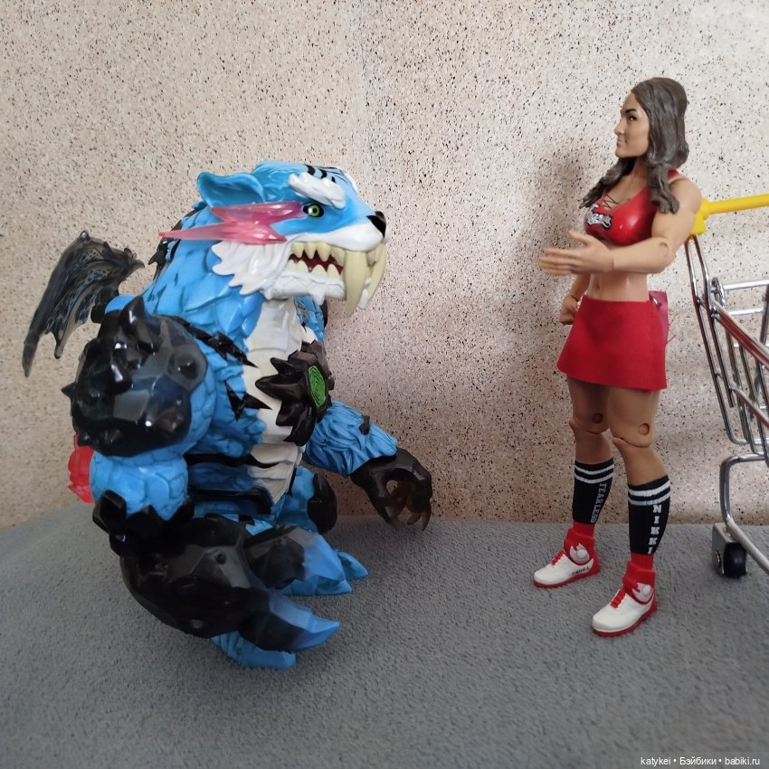 Тигро-дракон и Красная (Шапочка) Юбочка (фото 5)