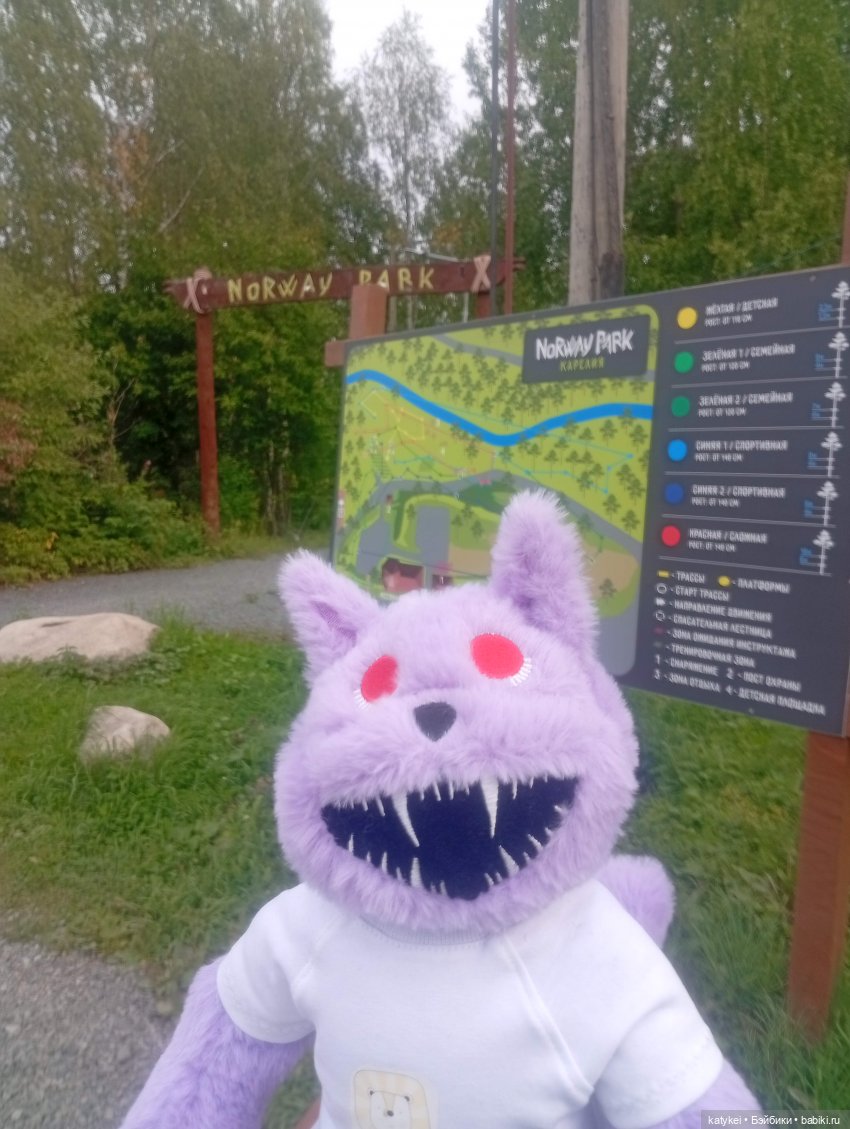 У сиреневой стены — Коллекционные игрушки и фигурки: Lego (фото 4)