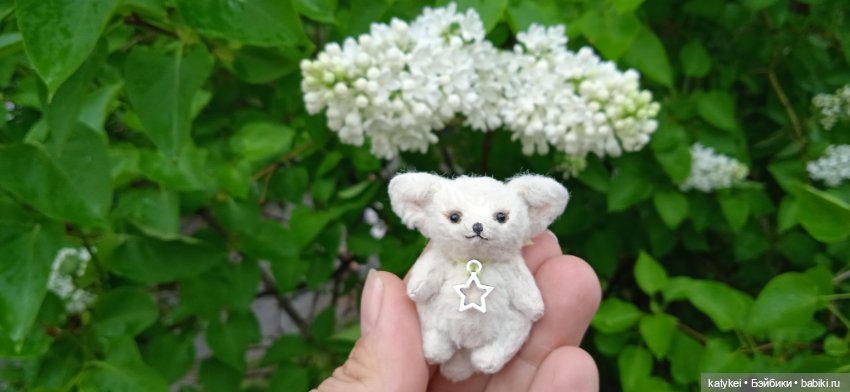 Маленький лисёнок на большой высоте