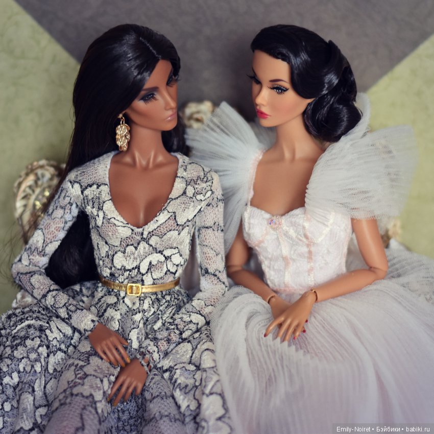 Новые платья для принцессы и королевы