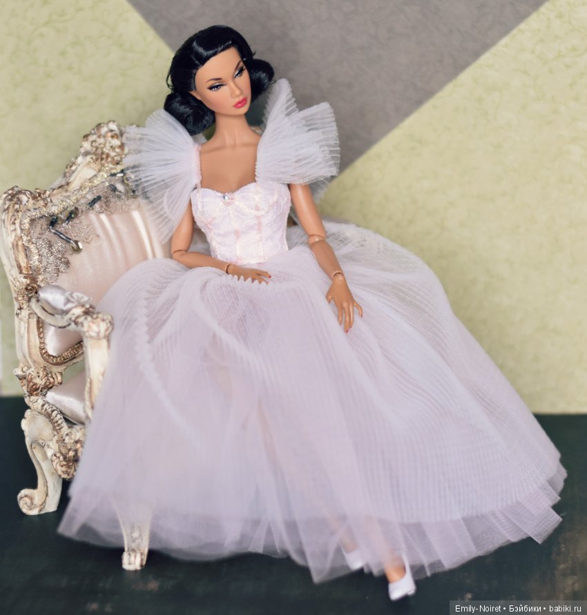 Новые платья для принцессы и королевы (фото 8)