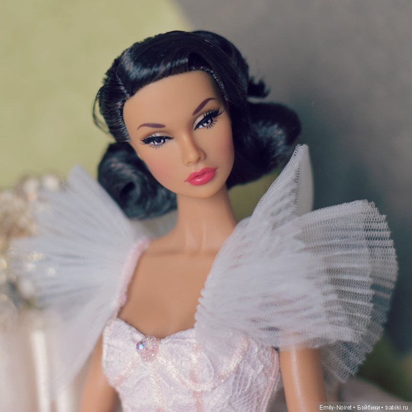 Новые платья для принцессы и королевы (фото 9)