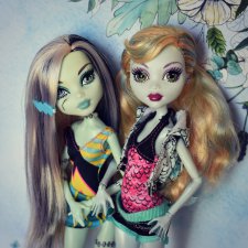 Моя небольшая коллекция Monster High