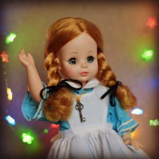 Алиса в стране предновогоднего настроения