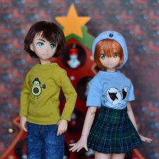 Аки и Рин нарядили ёлочку