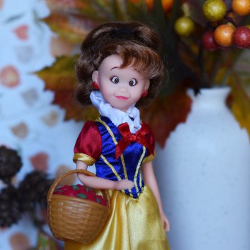 Кто на свете всех милее?