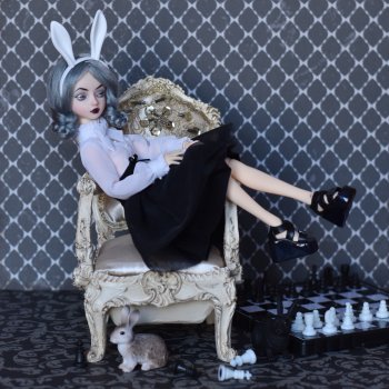 Загадочная девочка