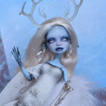 Холодная леди