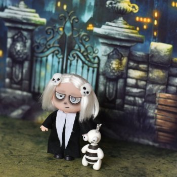 Недовольная Ленор