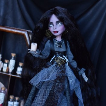 Вампирша-ведьма