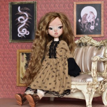 Тася и картины