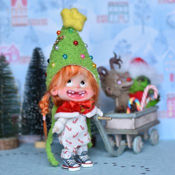 Люсенька-елочка