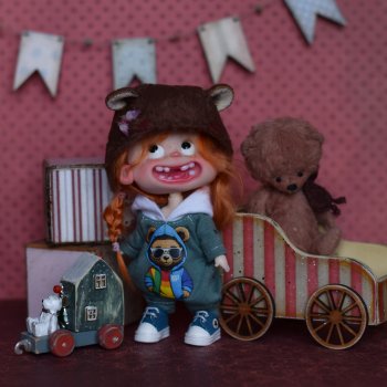 Люсенька и мишка