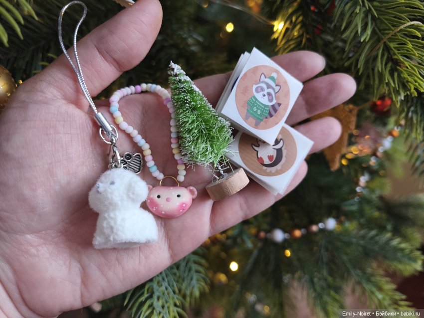 Что принес Дед Мороз — Коллекции игровых кукол (Playline): фото полок (фото 4)