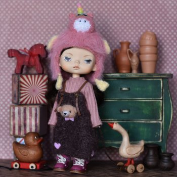 Бонни в розово-коричневых тонах