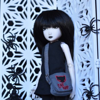 Странная Эмили