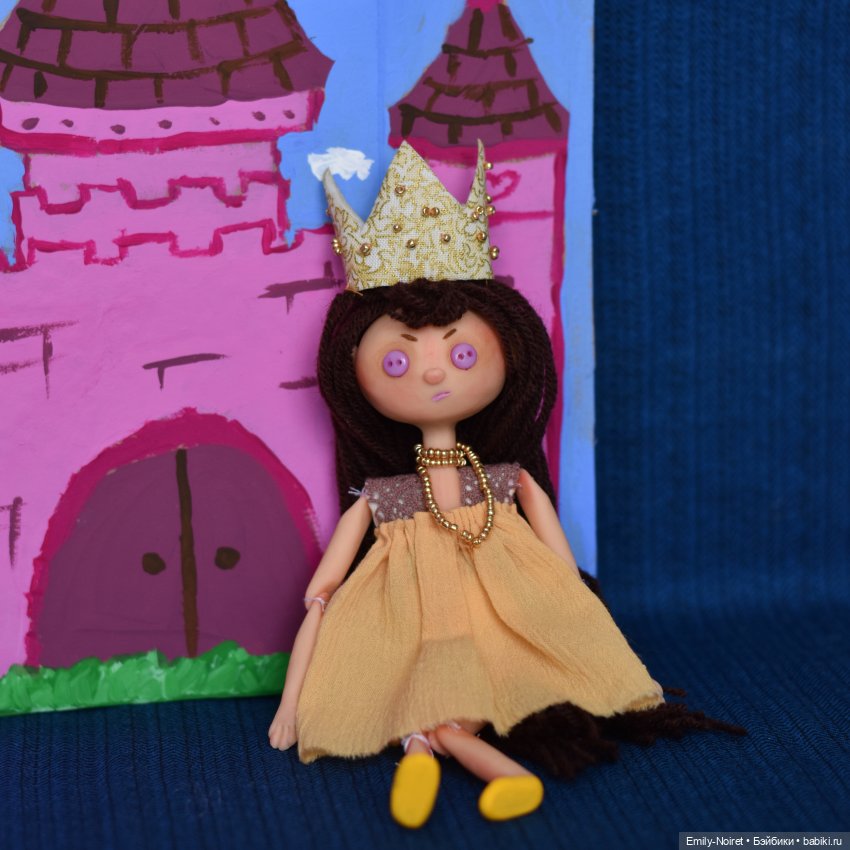 Шито Белыми Нитками: Чушка-Молчушка и Королева Бонита (фото 9)