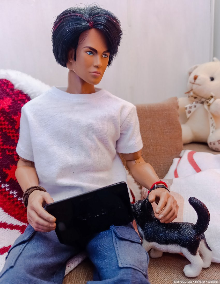 Вечер пятницы — Кукольные фотоистории и сериалы: комиксы