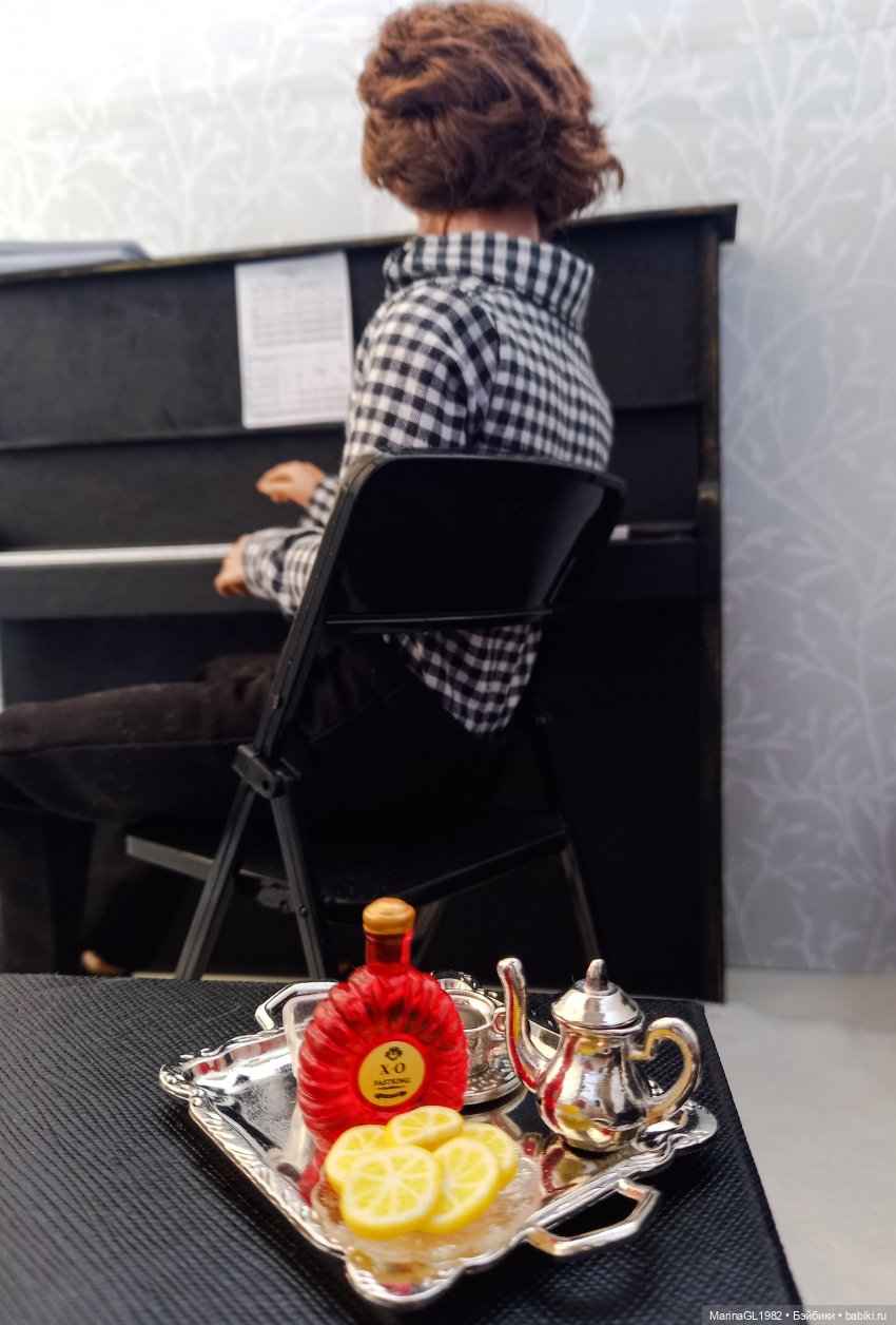 Вечер пятницы — Кукольные фотоистории и сериалы: комиксы