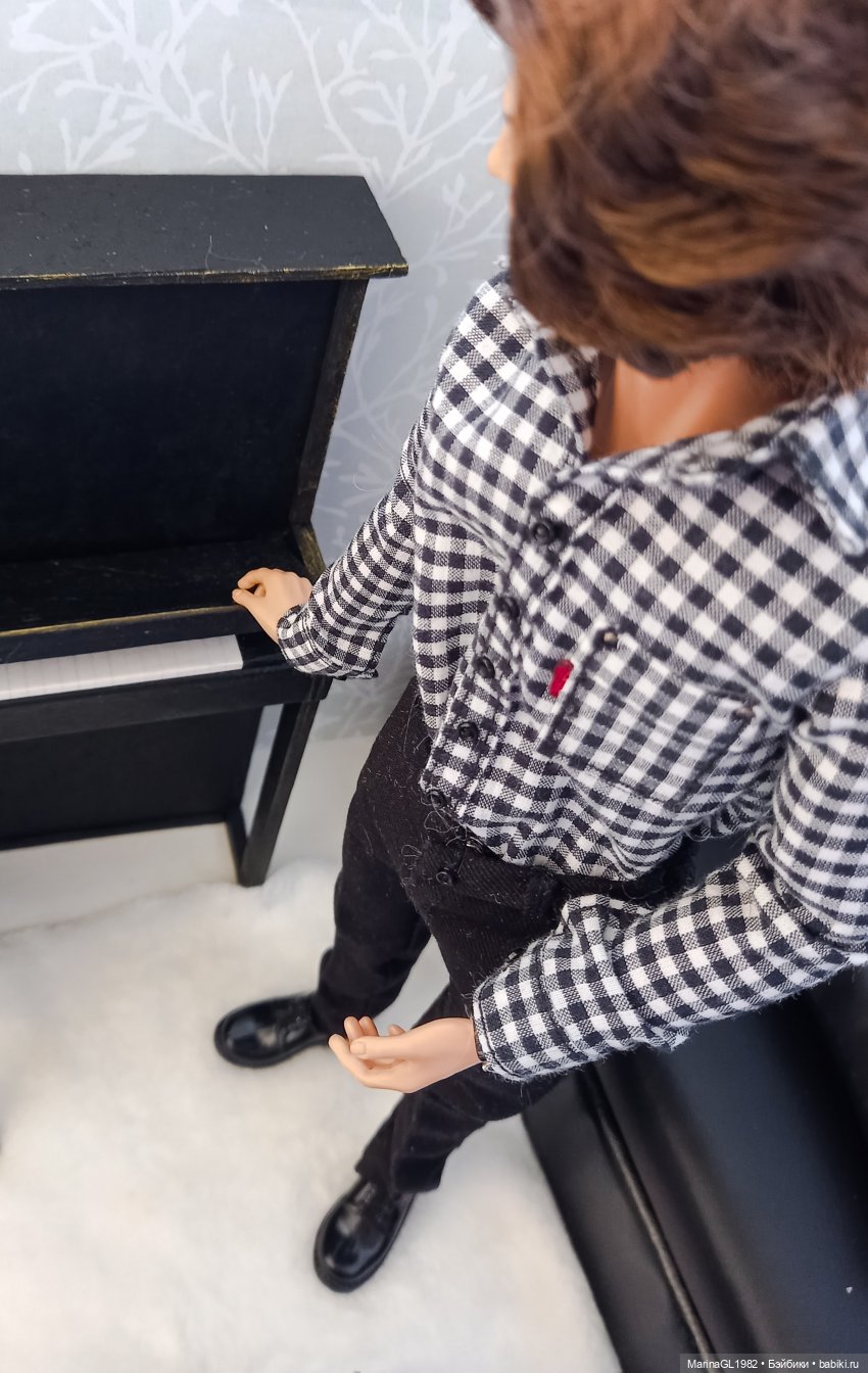 Вечер пятницы — Кукольные фотоистории и сериалы: комиксы