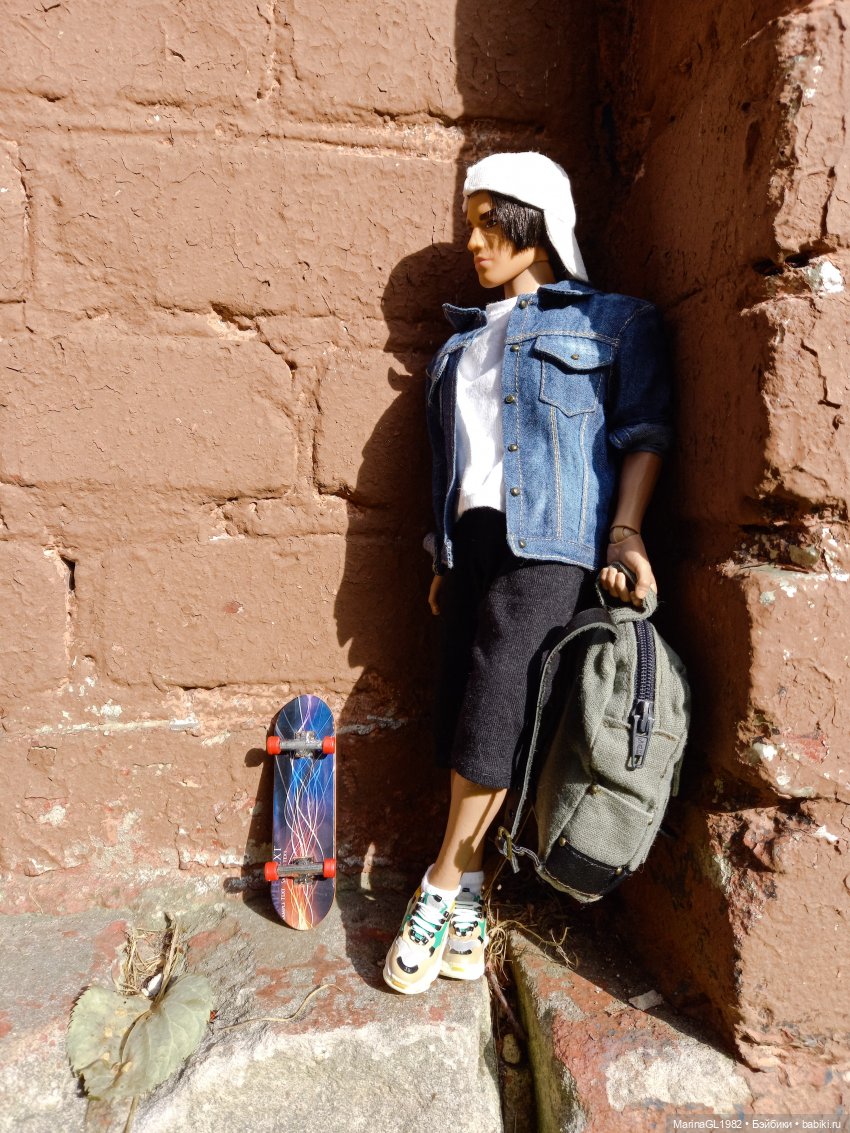 Антон — Куклы Barbie (Барби): Looks (фото 2)