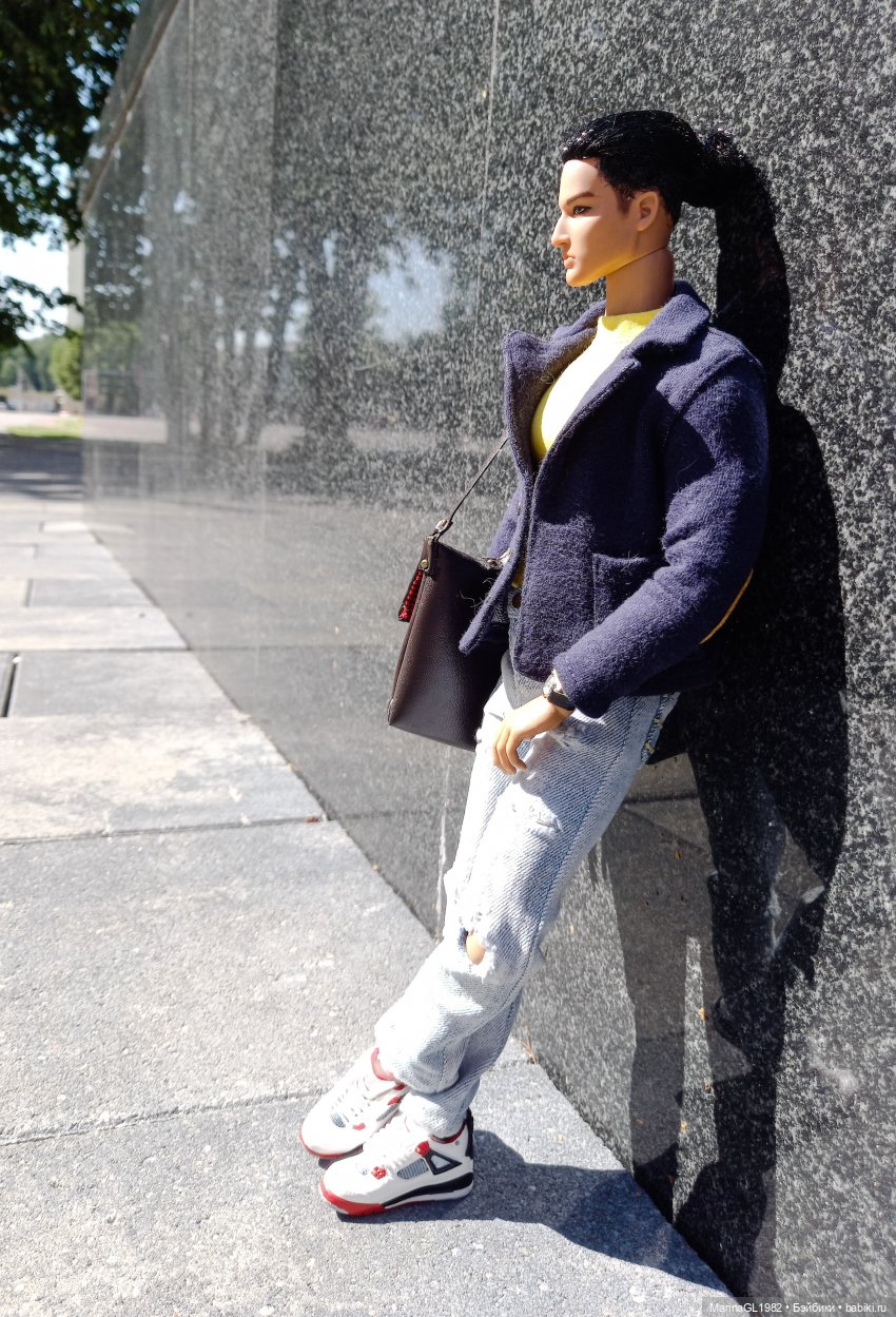 Кроссовки и пиво | Бэйбики Кроссовки и пиво — Игровые куклы разных производителей (Разное): редкие бренды