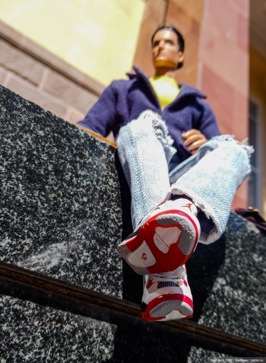 Кроссовки и пиво | Бэйбики Кроссовки и пиво — Игровые куклы разных производителей (Разное): редкие бренды