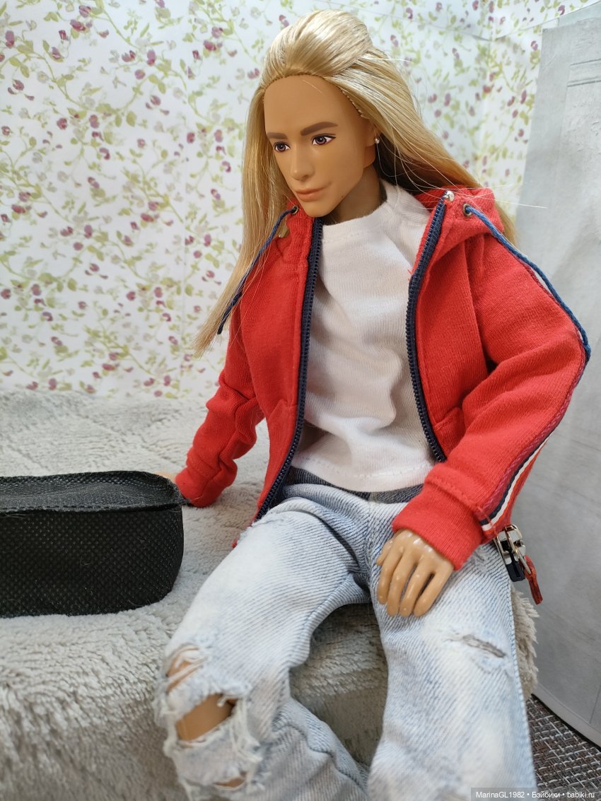 Е+Д=.. Сюрпризы — Кукольные фотоистории и сериалы: комиксы